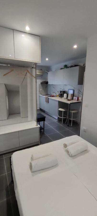 Summer Me - Studio Downtown Apartment Corfu  Luaran gambar